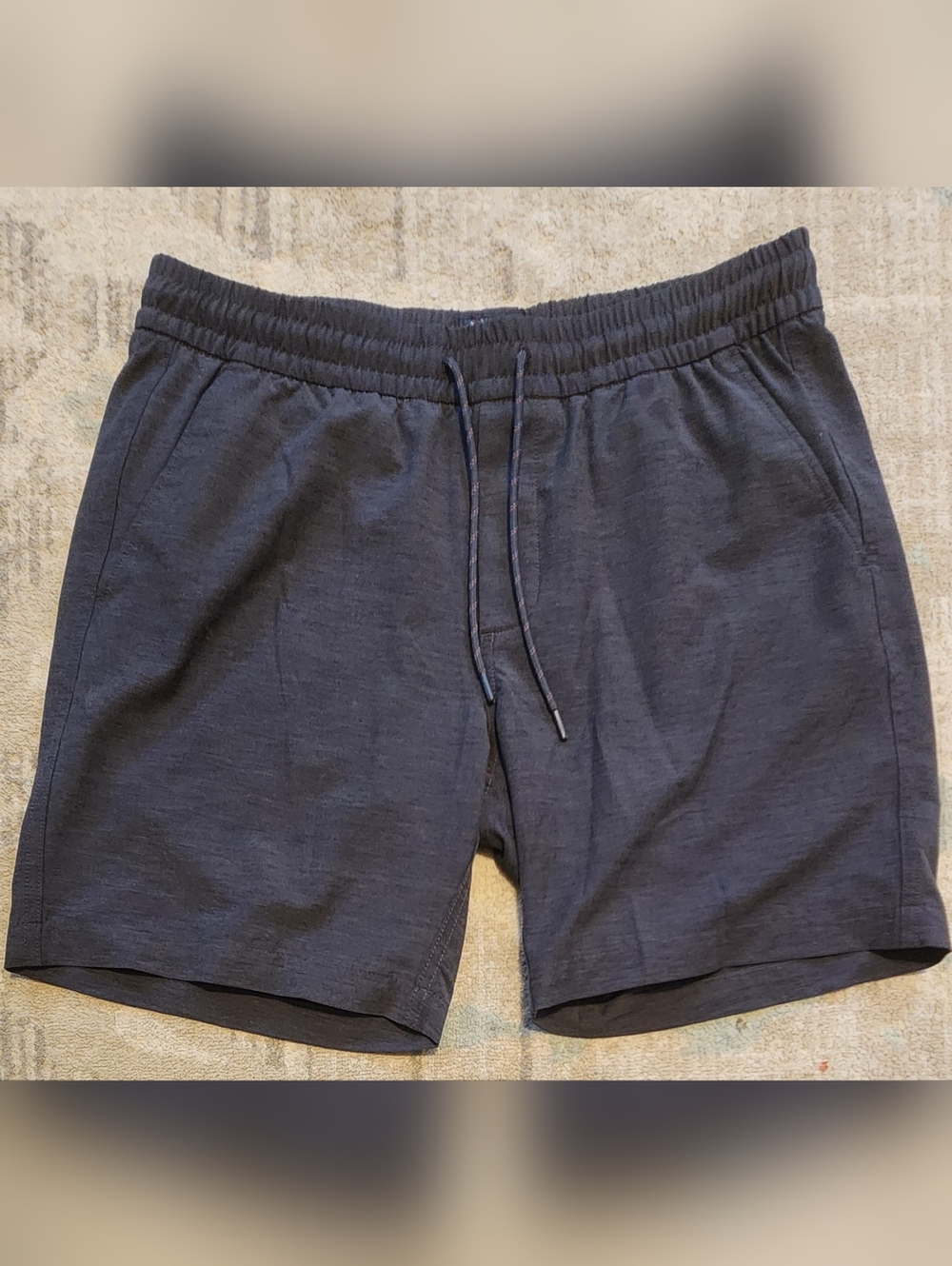 Mens Faherty Drawstring Shorts. Size L. Charcoal Color. EUC